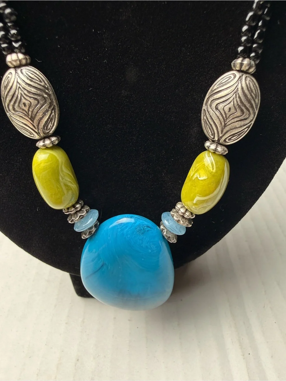Vintage Blue Polished Agate Stone Pendant Necklace Beaded Boho Tibetan Style